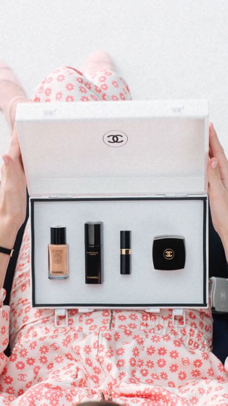 chanel travel heroes|chanel travel kit.